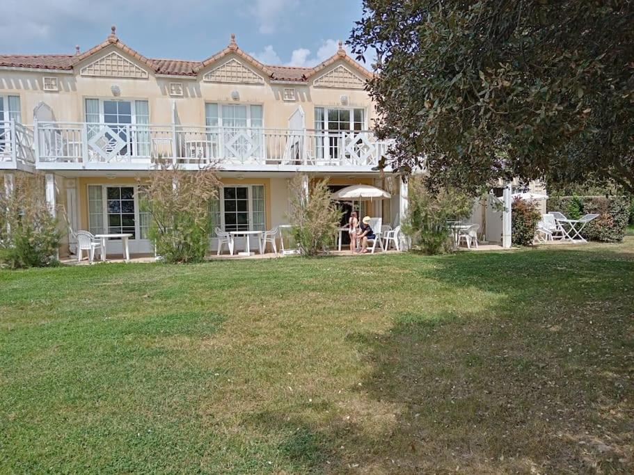 Charmant T2 Au Coeur Du Golf De Port Bourgenay Talmont-Saint-Hilaire Экстерьер фото